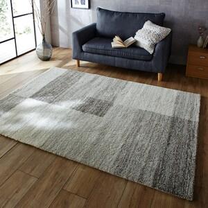 ベルギー製のブロックデザインのウィルトン織りラグの商品写真