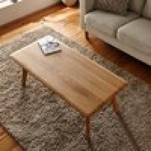 オークの無垢材を贅沢に使用したリビングテーブルの商品写真