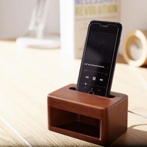 ウッドスピーカーにもなるスマホスタンドの商品写真