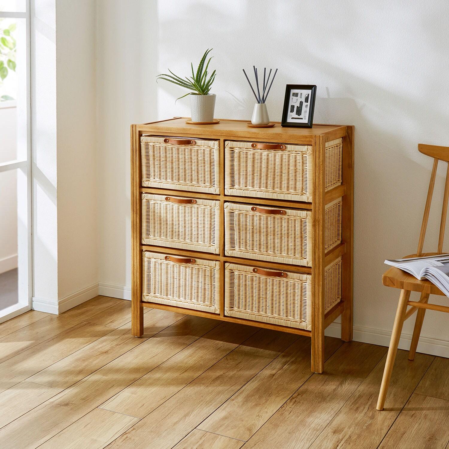 天然木とラタンのデザインチェストの商品写真