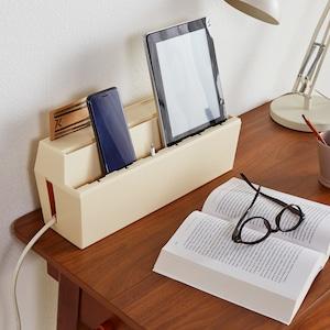 充電もしやすいケーブル収納ケースの商品写真