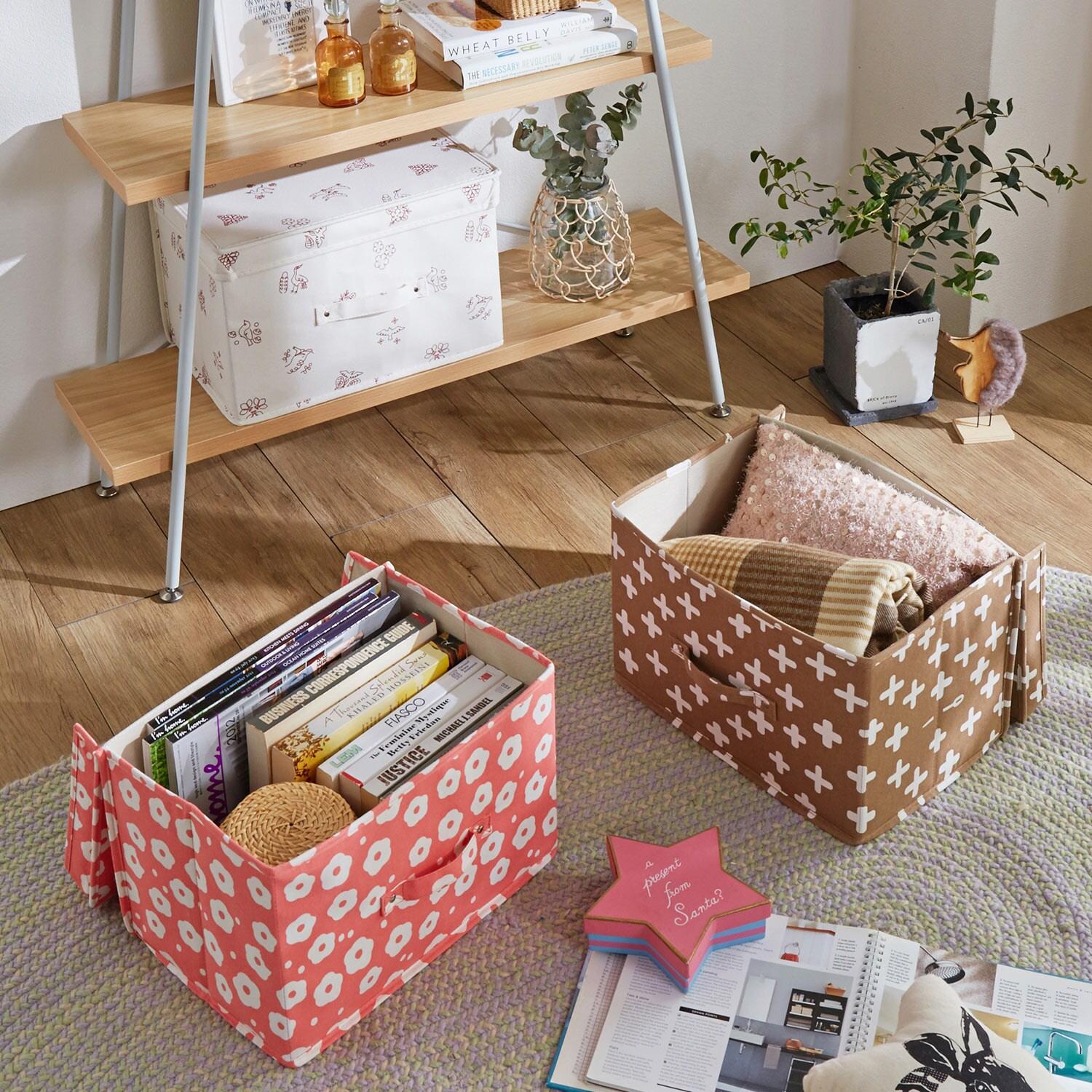 折りたたみができるフタ付き北欧調ボックスの商品写真