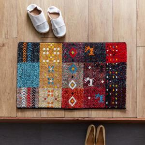 ギャッベ風ブロック柄のウィルトン織り玄関マットの商品写真