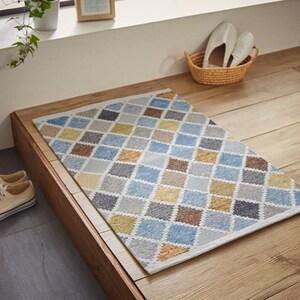 手触りが優しいシェニール糸を使用したジャガード織り薄手玄関マット(ダイヤ)の商品写真