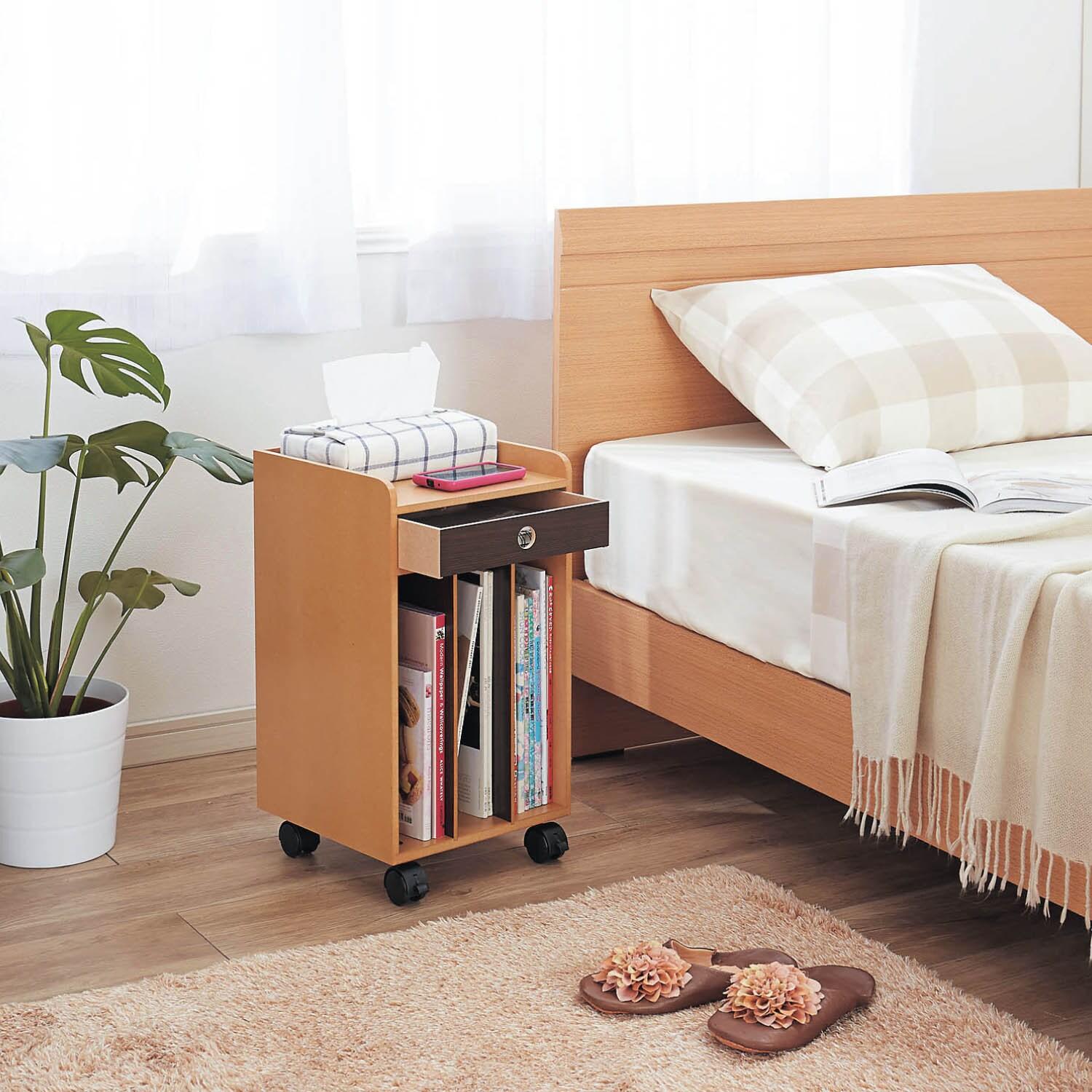 ベッドサイドワゴンの商品写真