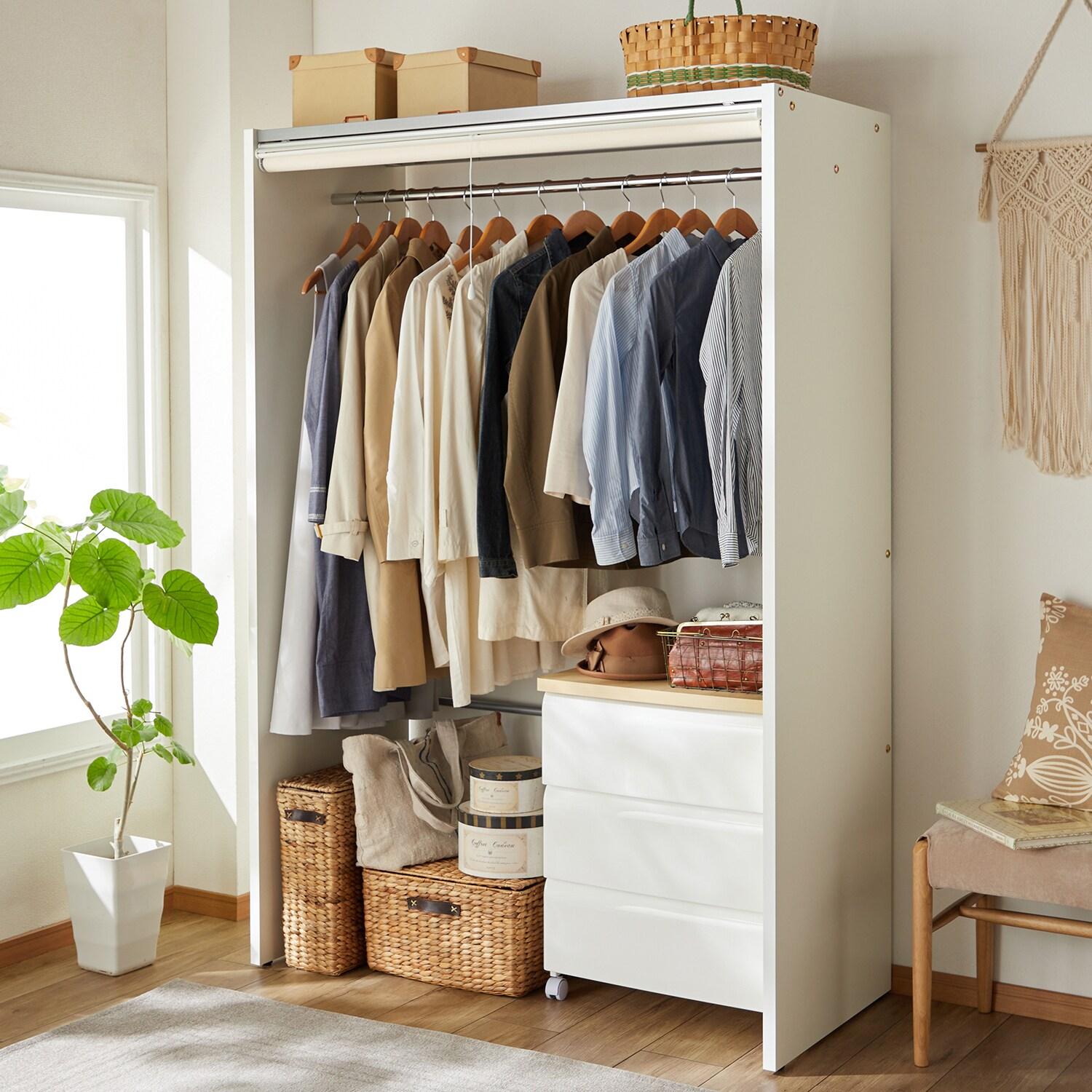 クローゼットハンガーラック(ロールスクリーンタイプ)の商品写真