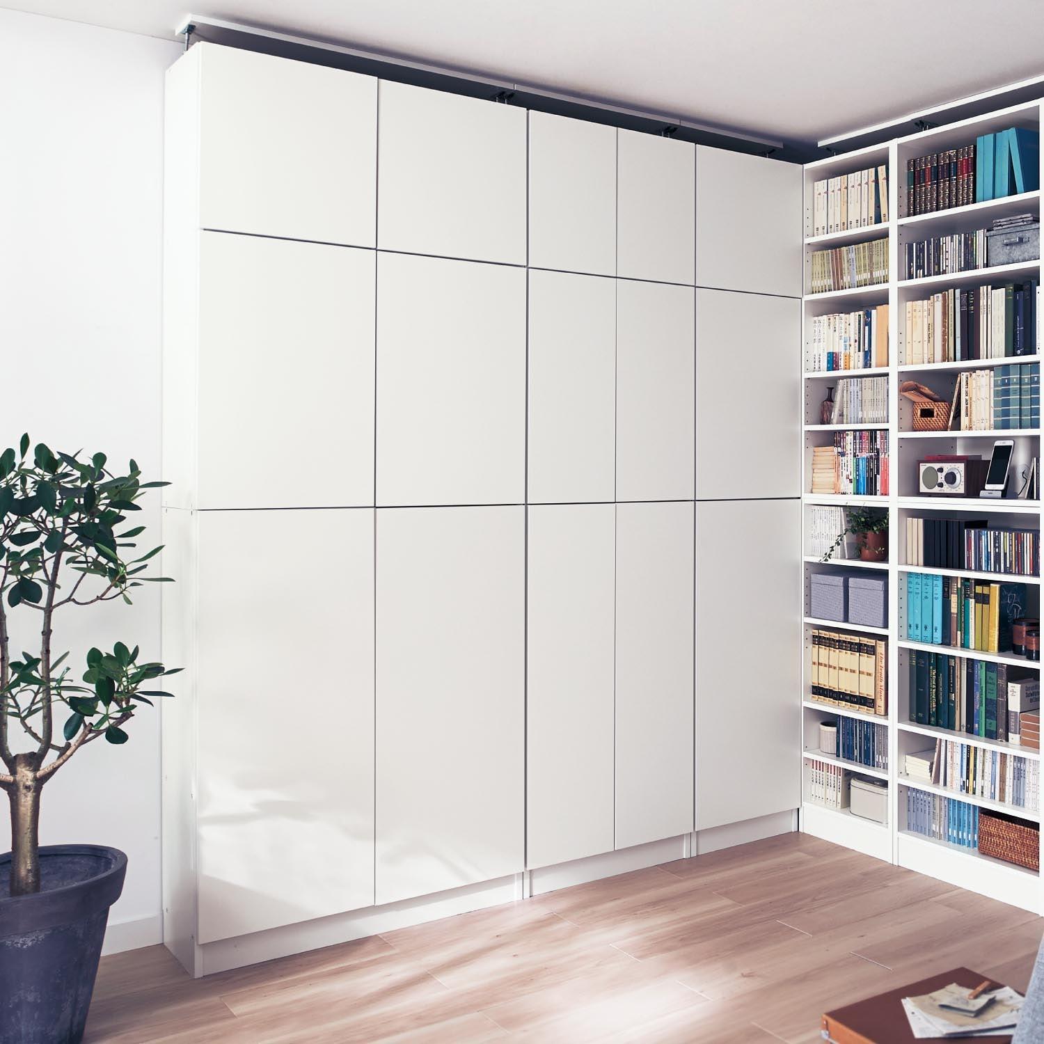 突っ張り壁面キャビネット <奥行32/奥行42cm>の商品写真