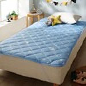 【ひんやり】 ソフトパイルと接触冷感生地を使ったリバーシブル敷きパッド(スター柄)の商品写真