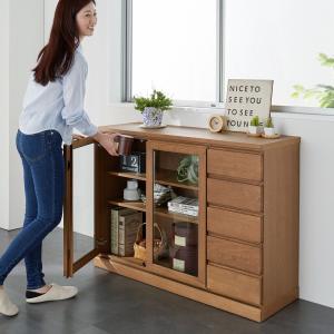 【北海道旭川産】ナラ材を贅沢に使用した開戸のガラス扉キャビネットの商品写真