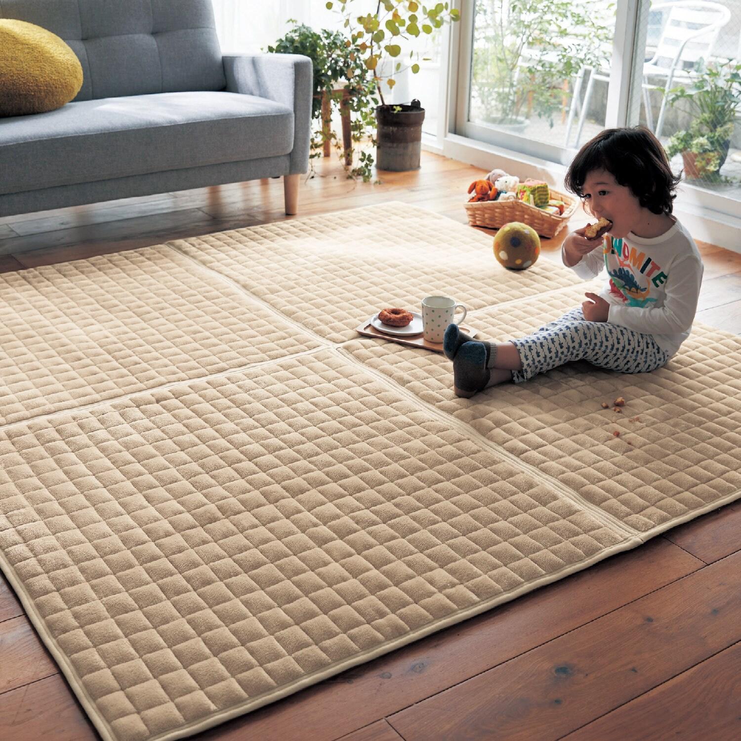 洗濯しやすい撥水マイクロファイバーのジョイントキルトラグ 【JOYラグ】の商品写真