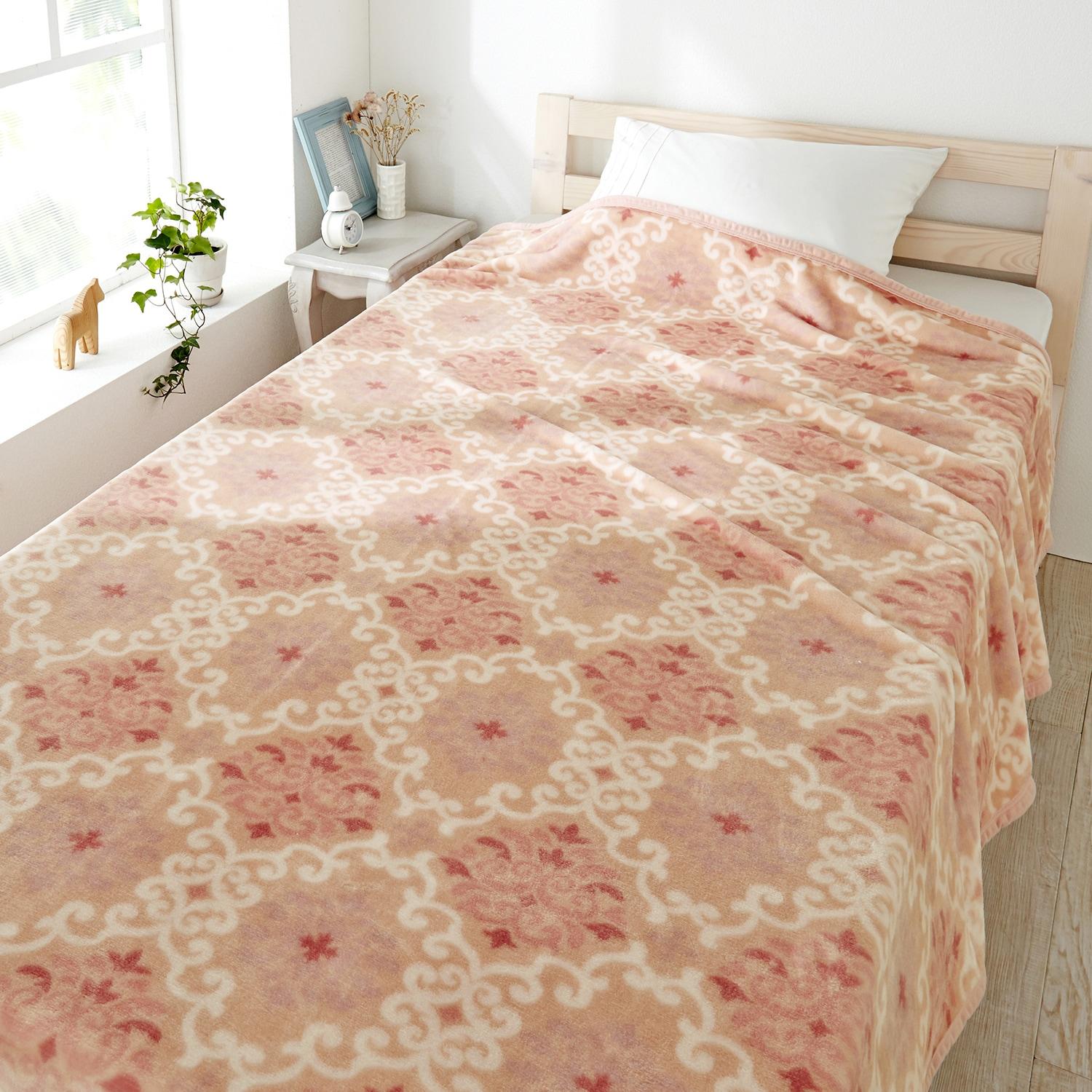 オーナメント柄のなめらかニューマイヤー毛布の商品写真