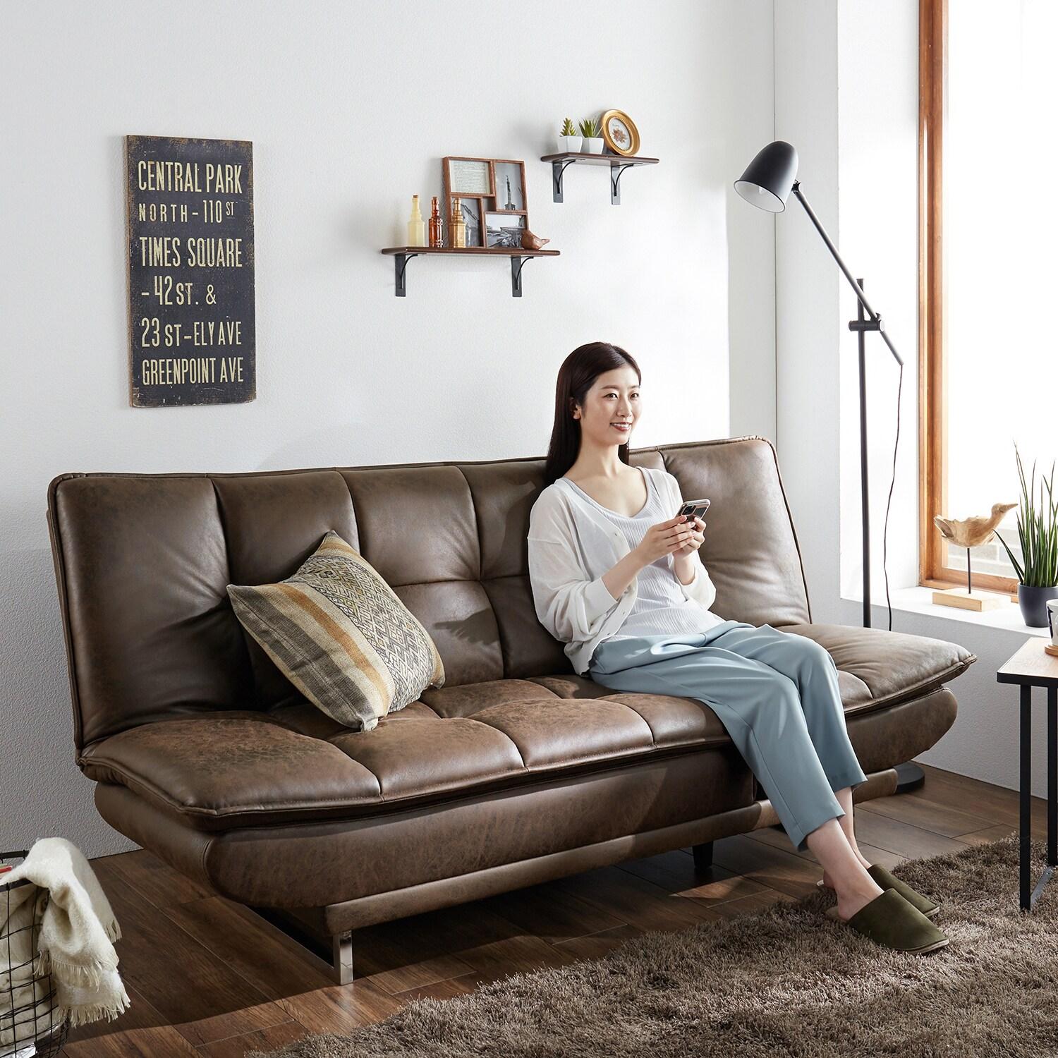 引っ掻き傷に強いモダンソファーベッドの商品写真