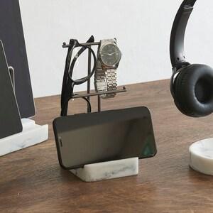 大理石調仕上げのスタイリッシュマルチスタンド【スマートフォンや時計、メガネなど】の商品写真