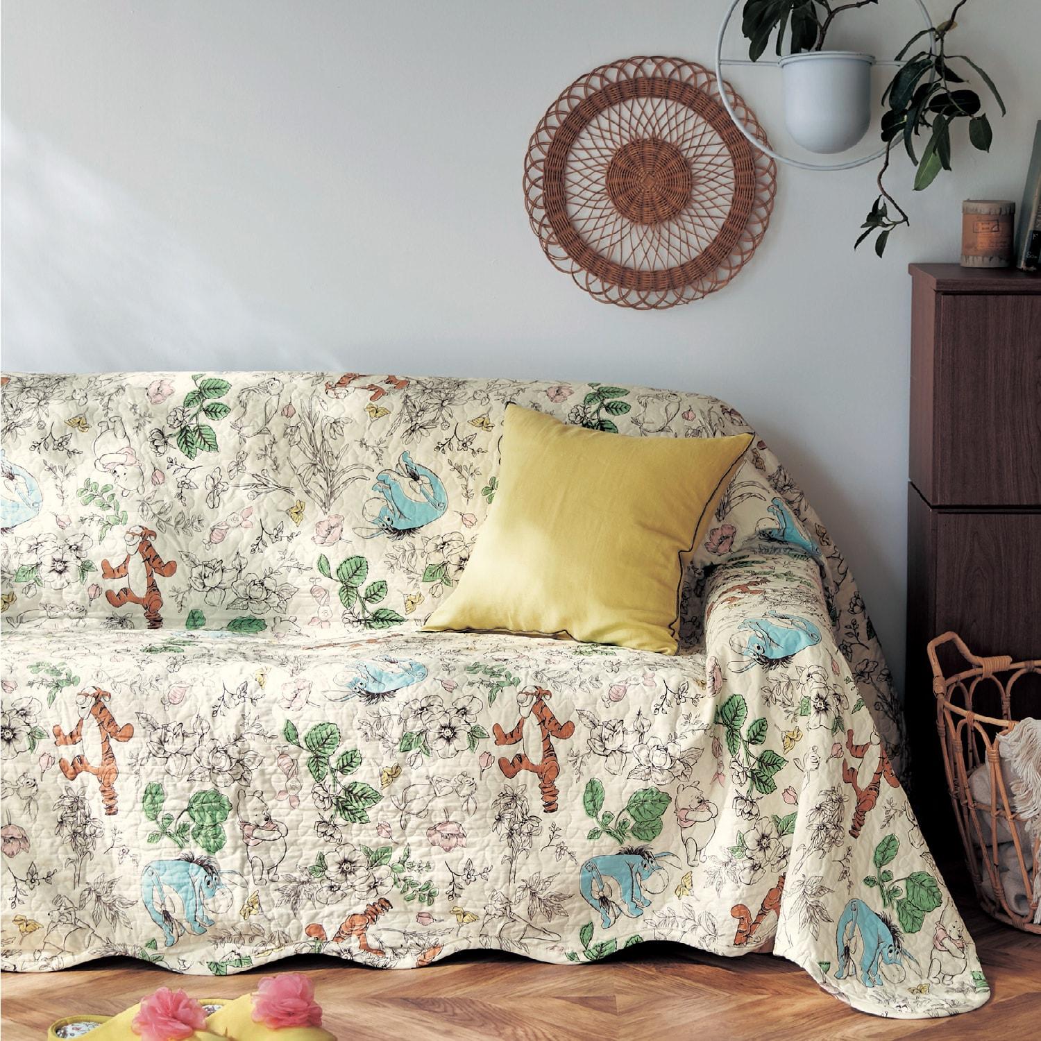 綿素材を使ったウォッシュキルトのマルチカバー「くまのプーさん」の商品写真