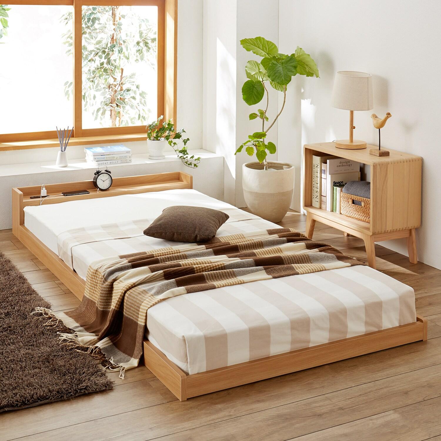 コンセント付きすのこローベッド[日本製]<ベッドのみシングル/マットレス付きシングル>の商品写真