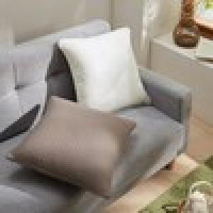 イブル・綿素材を使ったクッションカバーの商品写真