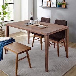 細身のシルエットが美しいウォルナット材のダイニングテーブル <4人用/6人用>の商品写真