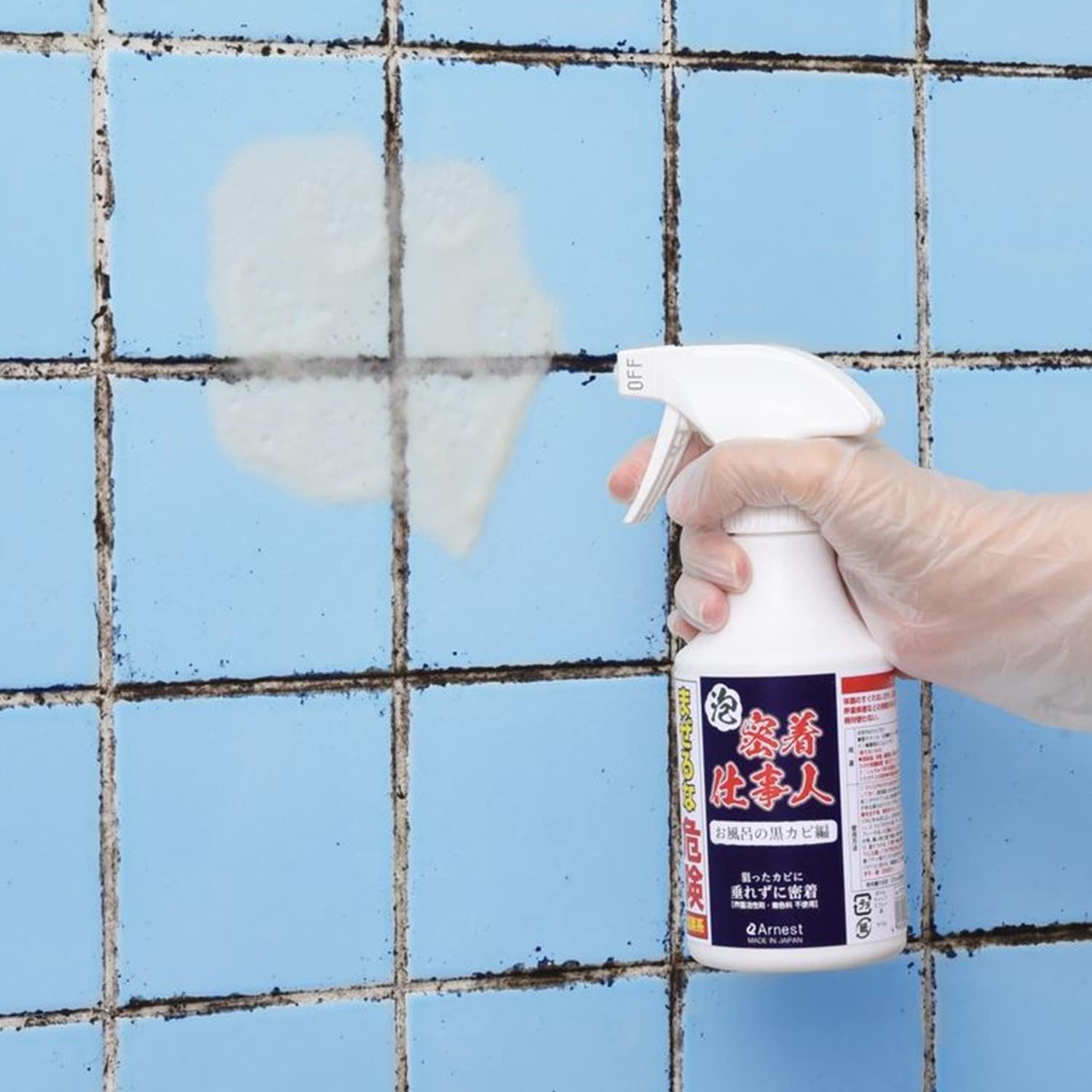 お風呂のカビ取り洗浄剤 【密着して垂れにくいスプレータイプ】の商品写真