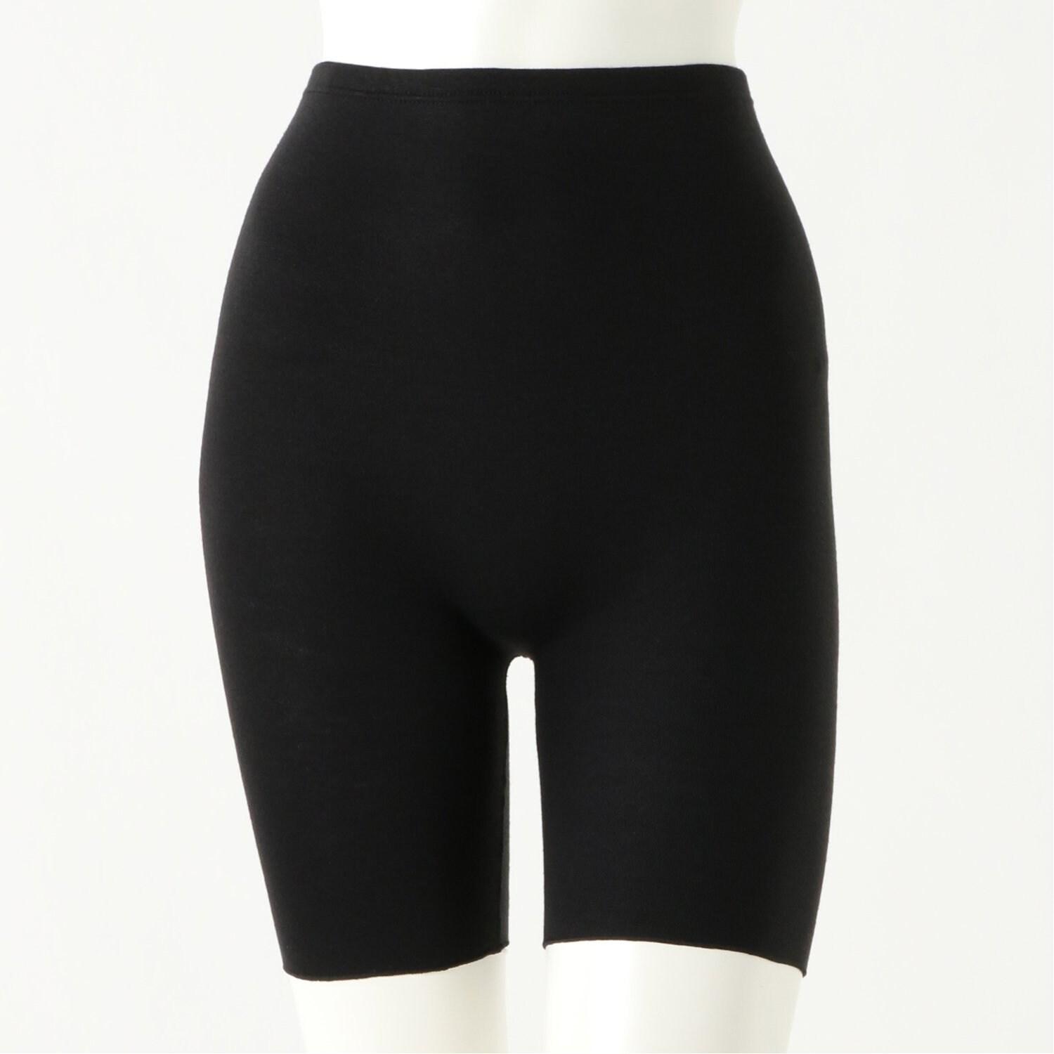 お腹周りや脚の冷え対策に◎三分丈パンツの商品写真