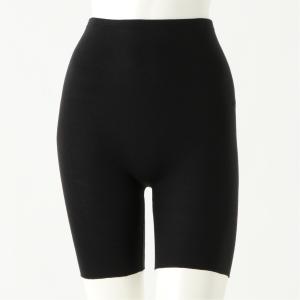 お腹周りや脚の冷え対策に◎三分丈パンツの商品写真