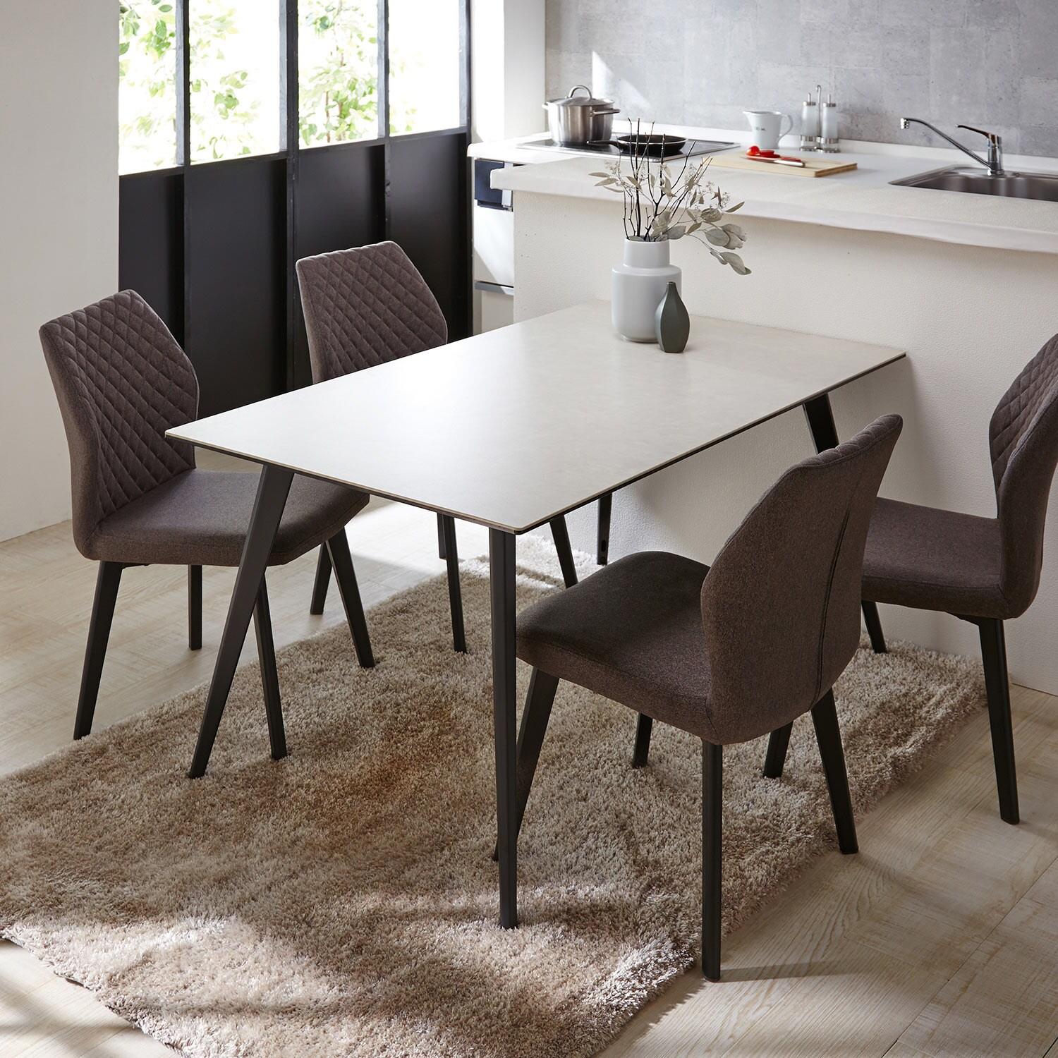 セラミック天板のダイニングテーブル <4人用>の商品写真