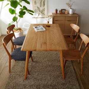 オークの無垢材を贅沢に使用したダイニングテーブルの商品写真