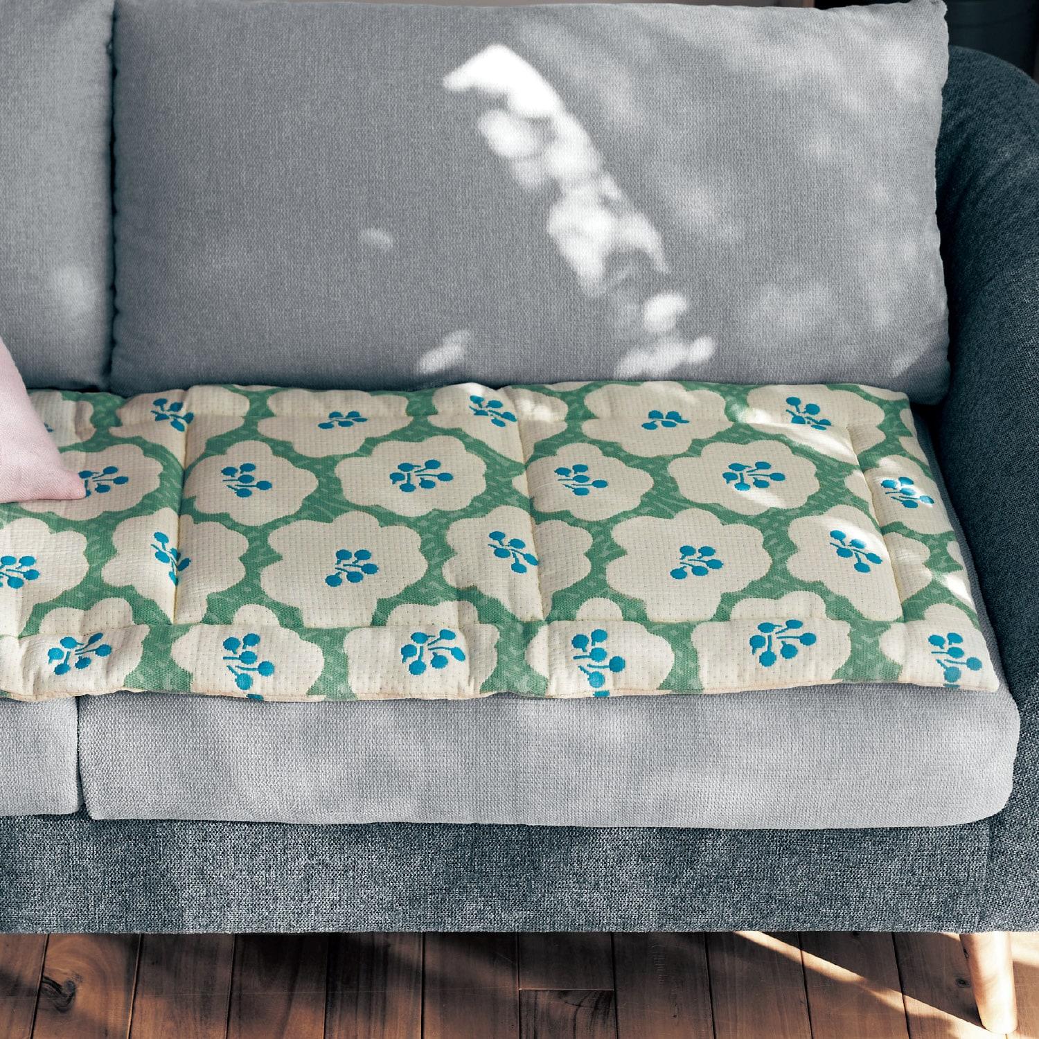 北欧調デザインのふくれ織りシートクッションの商品写真