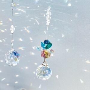 虹色ガラスのサンキャッチャーの商品写真