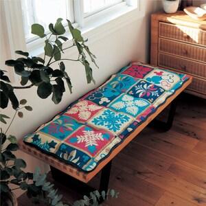 ハワイアンキルト風シートクッション「ミッキーモチーフ」の商品写真