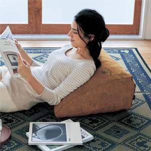 カバーが洗えるリラックスクッション「ミッキーマウス」の商品写真