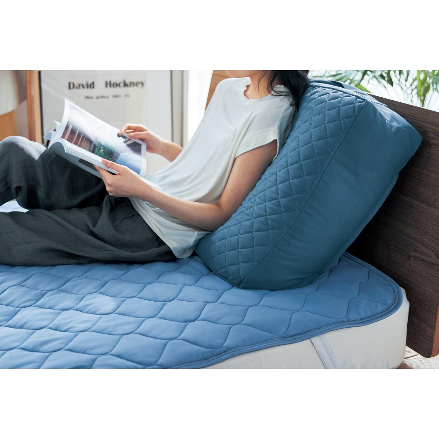 【4月27日までまとめ買いでお得】 【ひんやり】接触冷感素材のクッションにもなる布団収納袋の商品写真