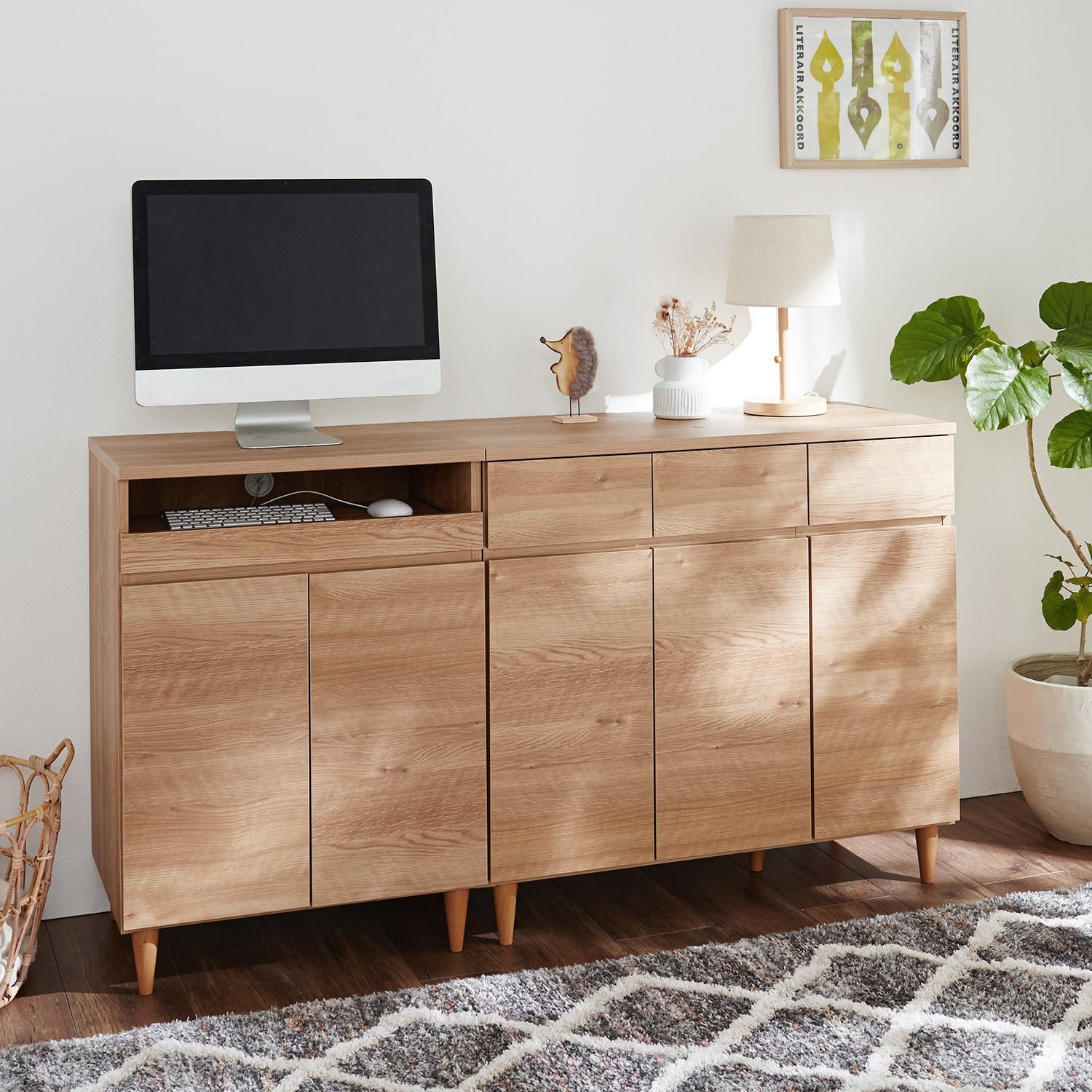 北欧調リビングキャビネットの商品写真