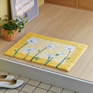 お花柄がお出迎えしてくれる玄関マットの商品写真