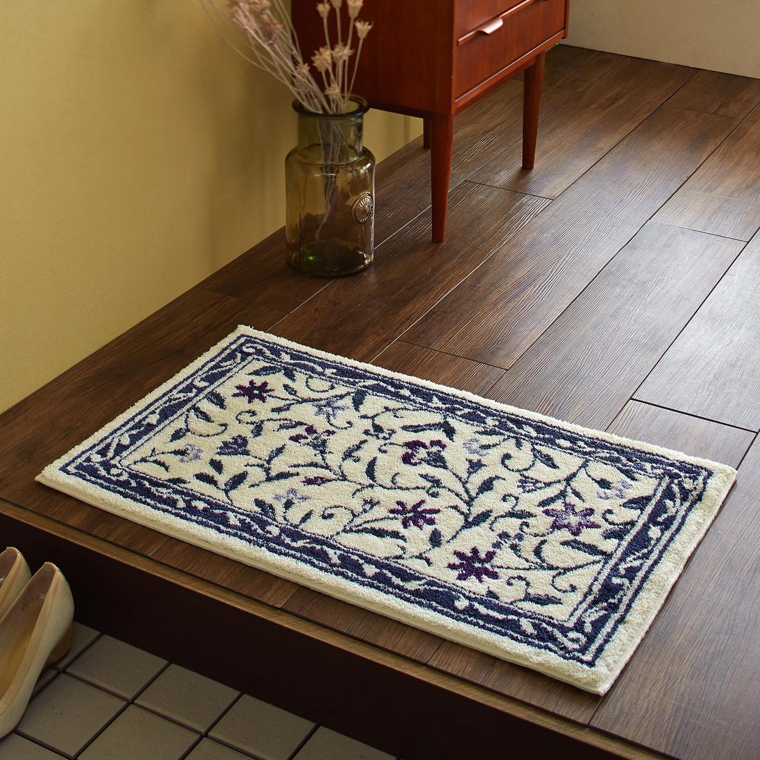 エレガントなお花柄の玄関マットの商品写真