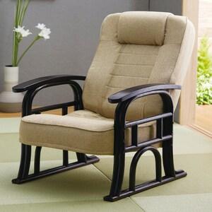 ラタン素材のリクライニングチェアの商品写真