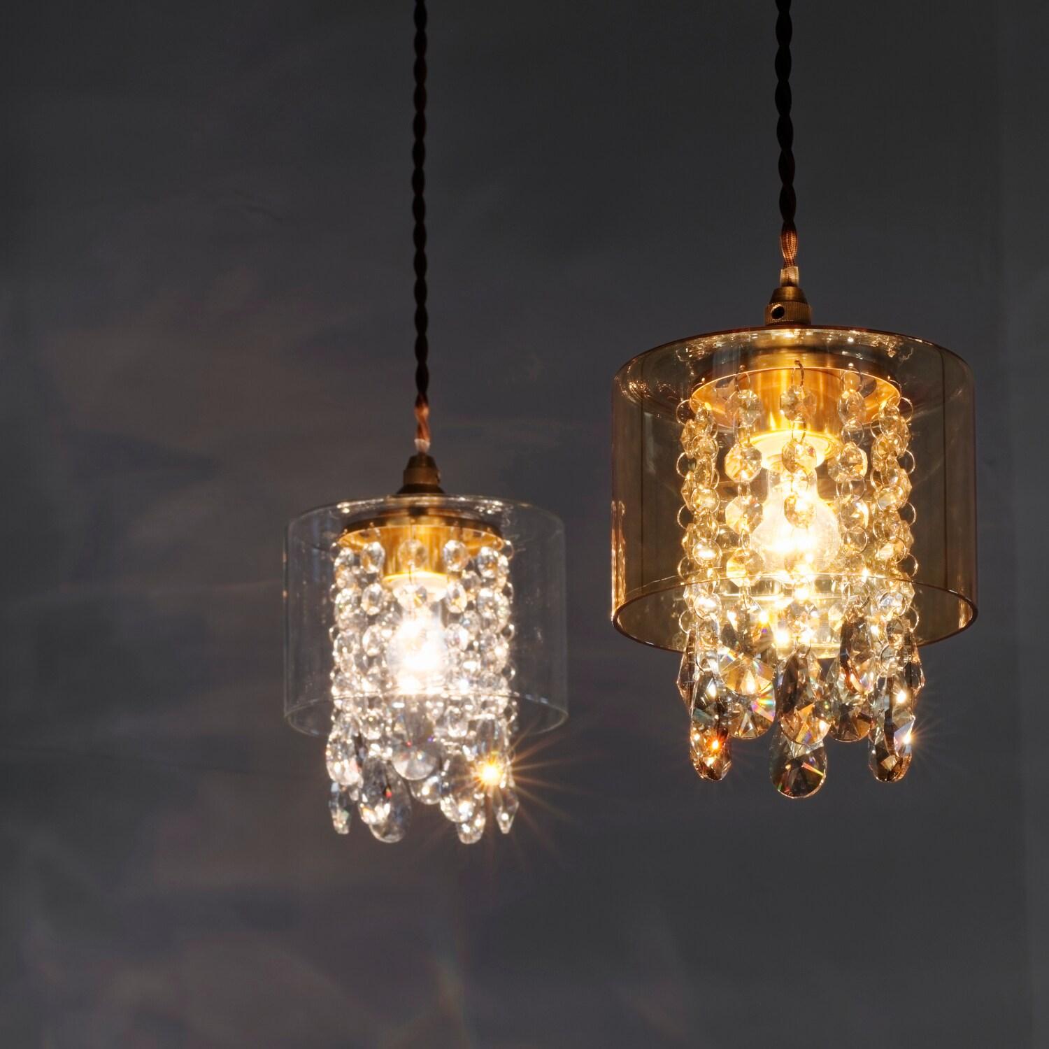 揺れるビーズの陰影が美しいペンダントライト「Soiree」の商品写真