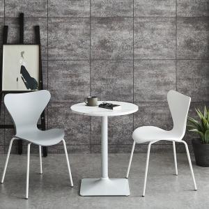 大理石調天板の円形カフェテーブルの商品写真