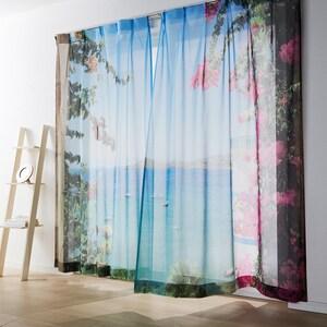 海の景色を映したボイルカーテンの商品写真