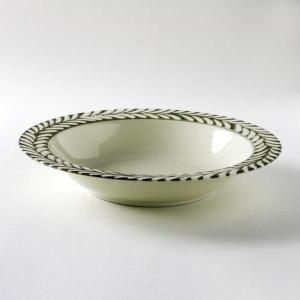 ２１０ディーププレート ３００ｍｌ ホワイト Ｇｒａｎ グラン みのる陶器の商品写真