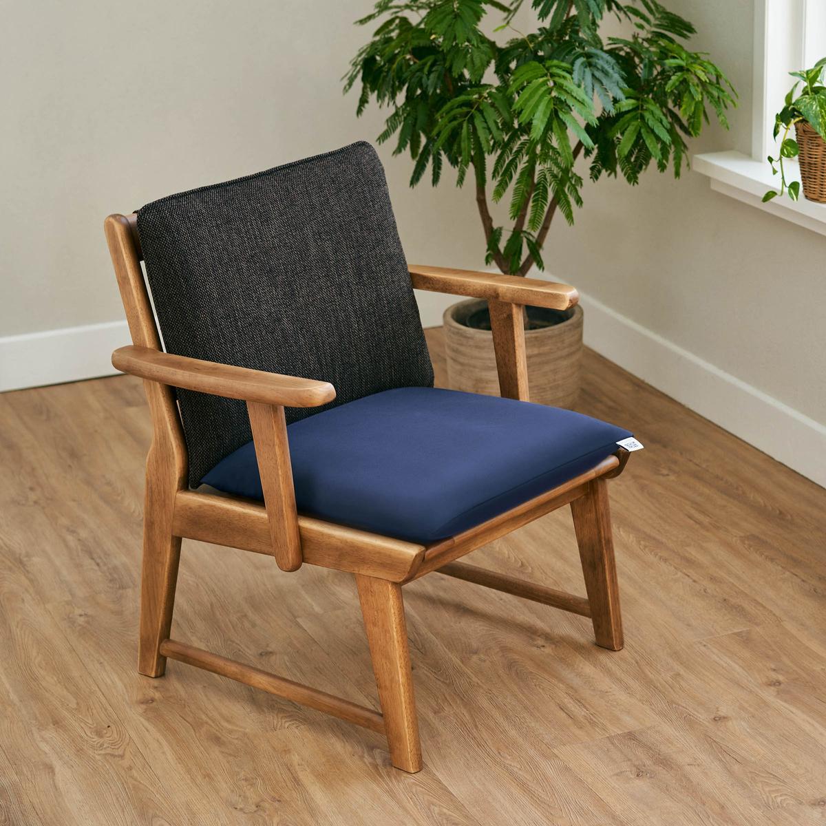 エアウィーヴ 座布団の商品写真