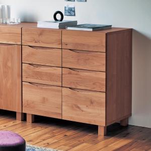 あたたかみのあるアルダー材のリビングチェストの商品写真