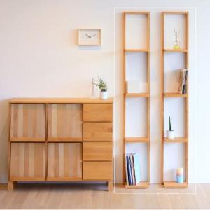 アルダー材のディスプレイラックの商品写真