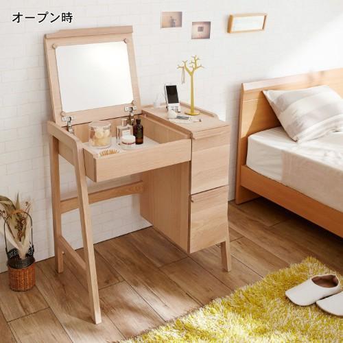 ナラ材のドレッサーの商品写真