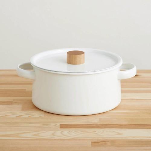 ホーロー 両手鍋 <20cm> IH対応の商品写真