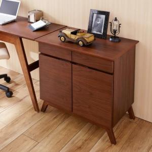 ウォルナット材のキャビネットの商品写真