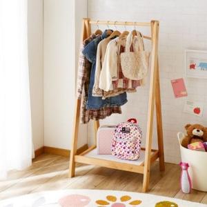 アルダー材のハンガーラックの商品写真