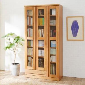 アルダー材のガラス扉本棚の商品写真