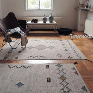 ウールの手織りラグの商品写真