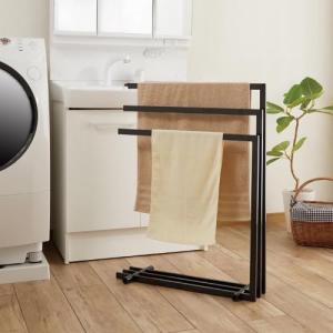 スクエアフォルムのバスタオルハンガーの商品写真