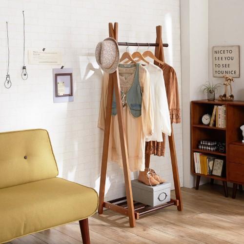 天然木の折り畳みハンガーラックの商品写真